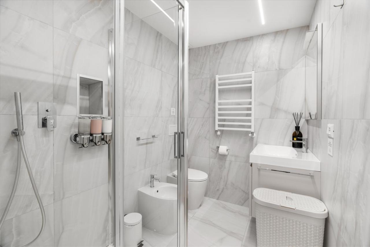 Modern Quiet Super Central Luxury Apartment Milão Exterior foto